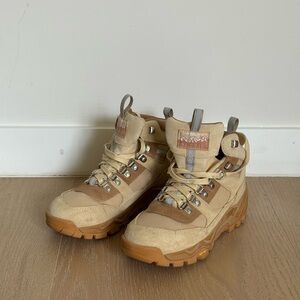 SOLD NWOT Nordic hiking boots